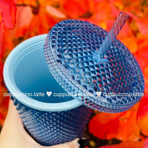✨NWT❄️Starbucks 2023 Blue Silver Icicle Ombre Bling Studded Venti Tumbler - Picture 6 of 7